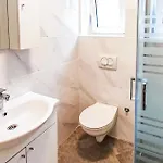 Apartamento Awesome In Novi Vinodolski