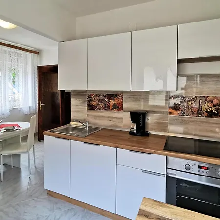 4 Bedroom Lovely In * Novi Vinodolski